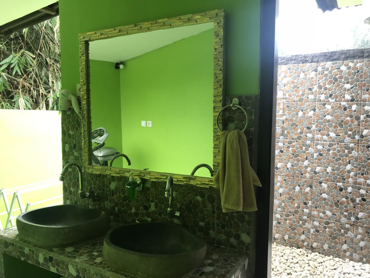 Auberge de jeunesse Ww Backpackers à Ubud Extérieur photo